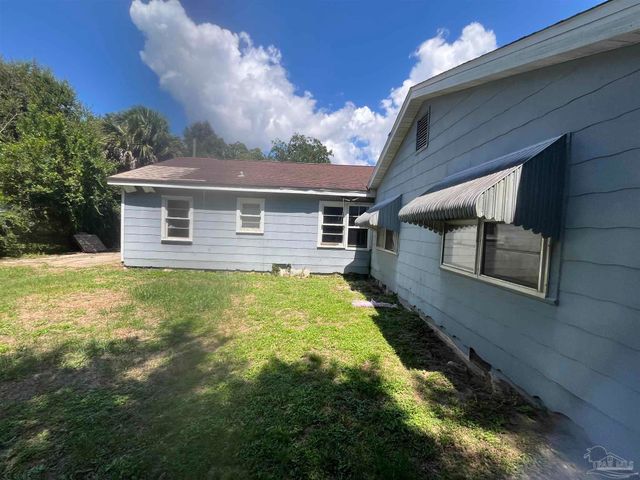 3115 W Gadsden St, Pensacola, FL 32501