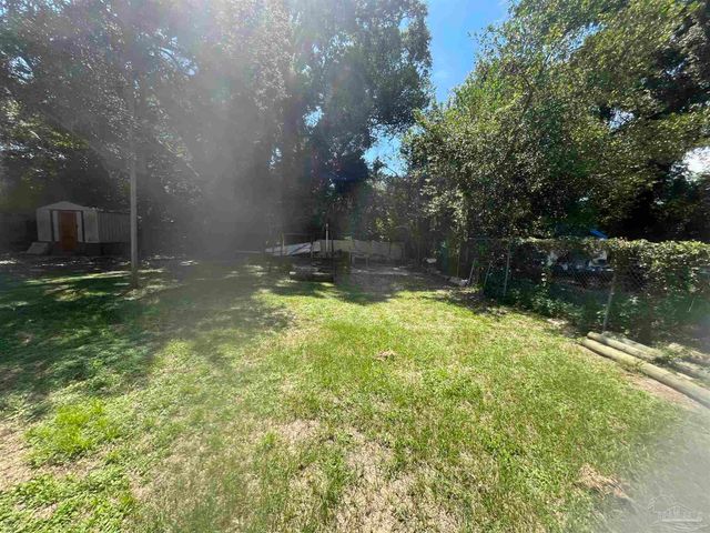 3115 W Gadsden St, Pensacola, FL 32501