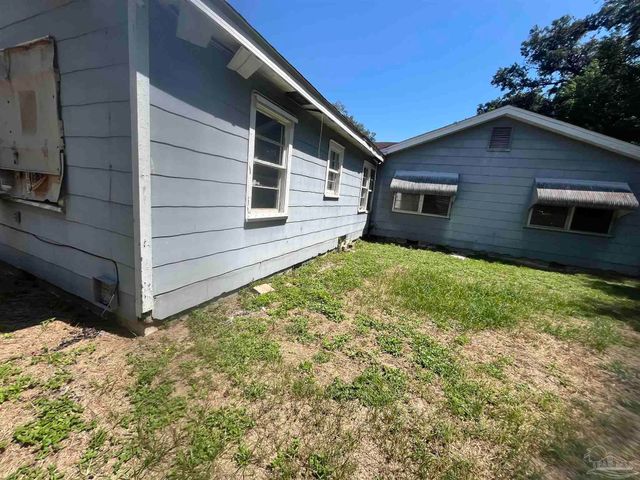 3115 W Gadsden St, Pensacola, FL 32501