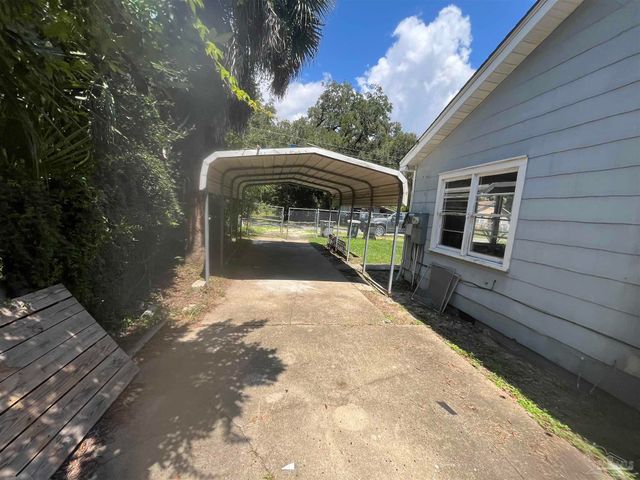 3115 W Gadsden St, Pensacola, FL 32501