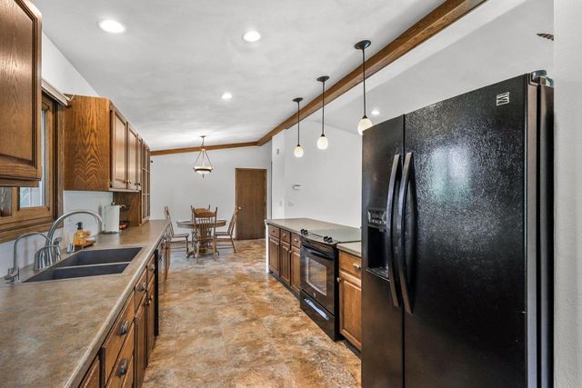 413 8th Street, New Glarus, WI 53574