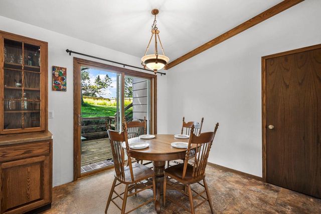 413 8th Street, New Glarus, WI 53574