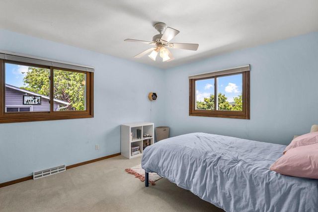 413 8th Street, New Glarus, WI 53574