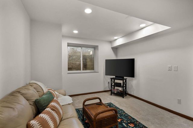 413 8th Street, New Glarus, WI 53574