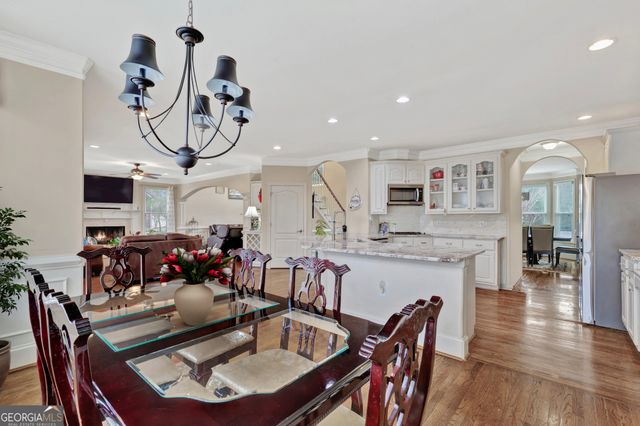 530 Bircham Way, Roswell, GA 30075