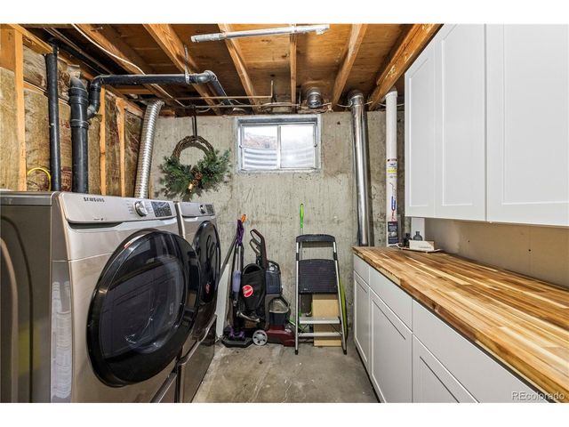 224 Hill Ct, Castle Rock, CO 80104