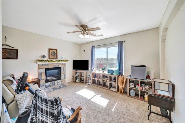 5818 W Avenue J15, Lancaster, CA 93536