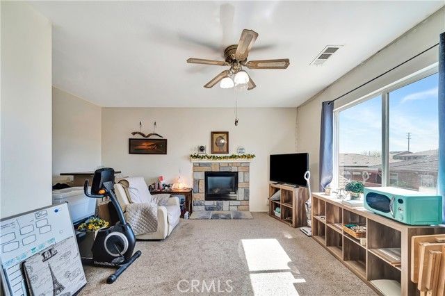 5818 W Avenue J15, Lancaster, CA 93536