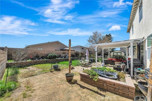 5818 W Avenue J15, Lancaster, CA 93536