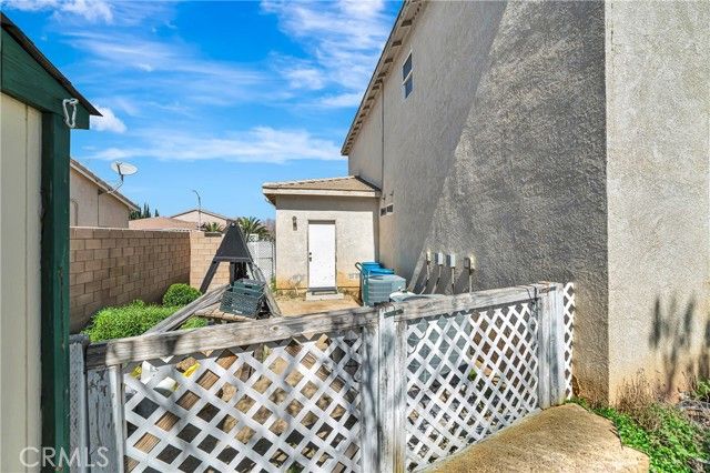 5818 W Avenue J15, Lancaster, CA 93536