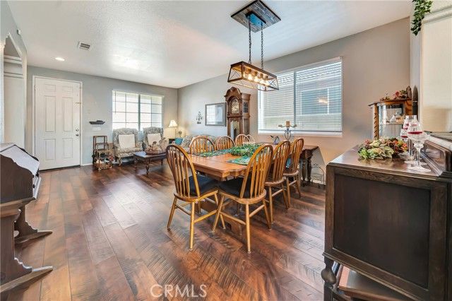 5818 W Avenue J15, Lancaster, CA 93536