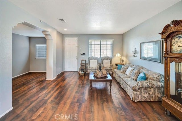 5818 W Avenue J15, Lancaster, CA 93536