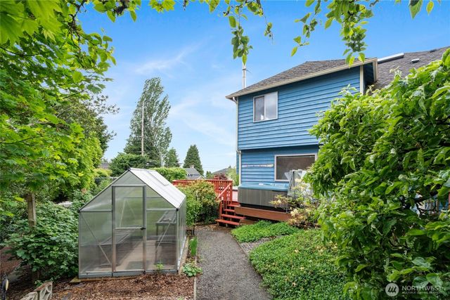 4701 Osprey Drive NE, Tacoma, WA 98422