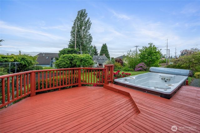 4701 Osprey Drive NE, Tacoma, WA 98422