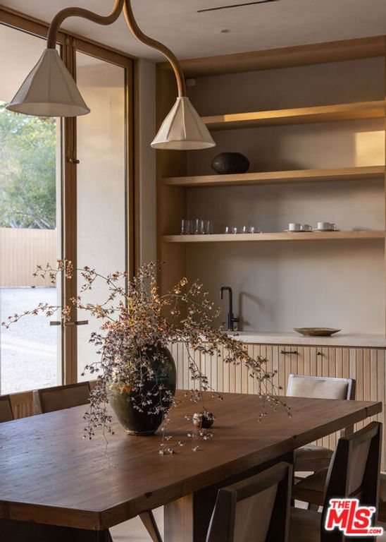 Image 12 of property listing at 620 Stone Meadow Lane, Santa Barbara, CA 93108