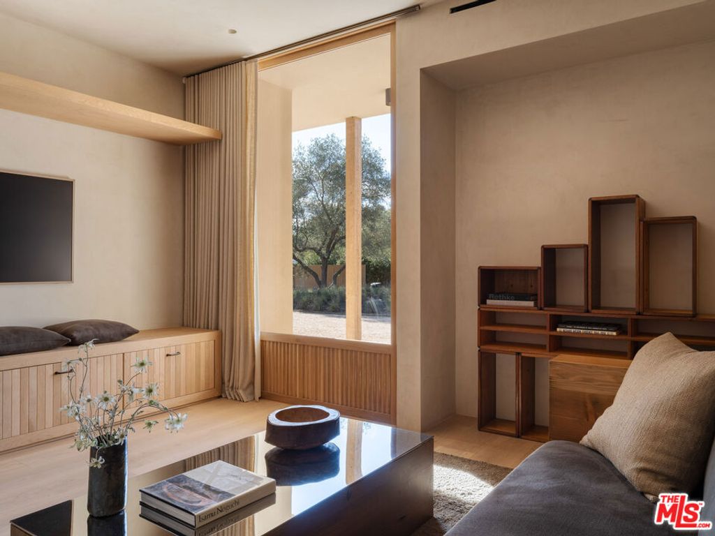 Image 21 of property listing at 620 Stone Meadow Lane, Santa Barbara, CA 93108