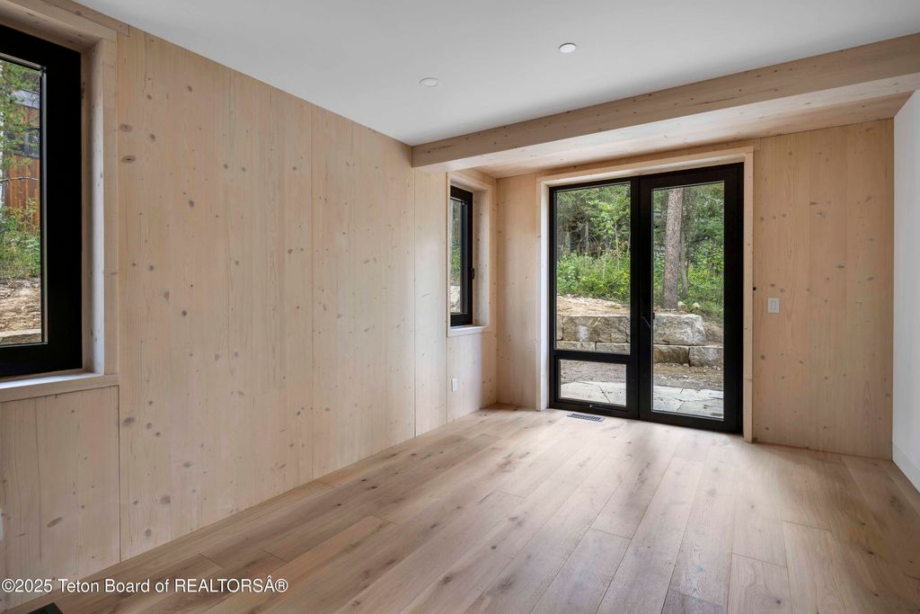 6635 HIGHWAY 22, Wilson, WY 83014 photo 28