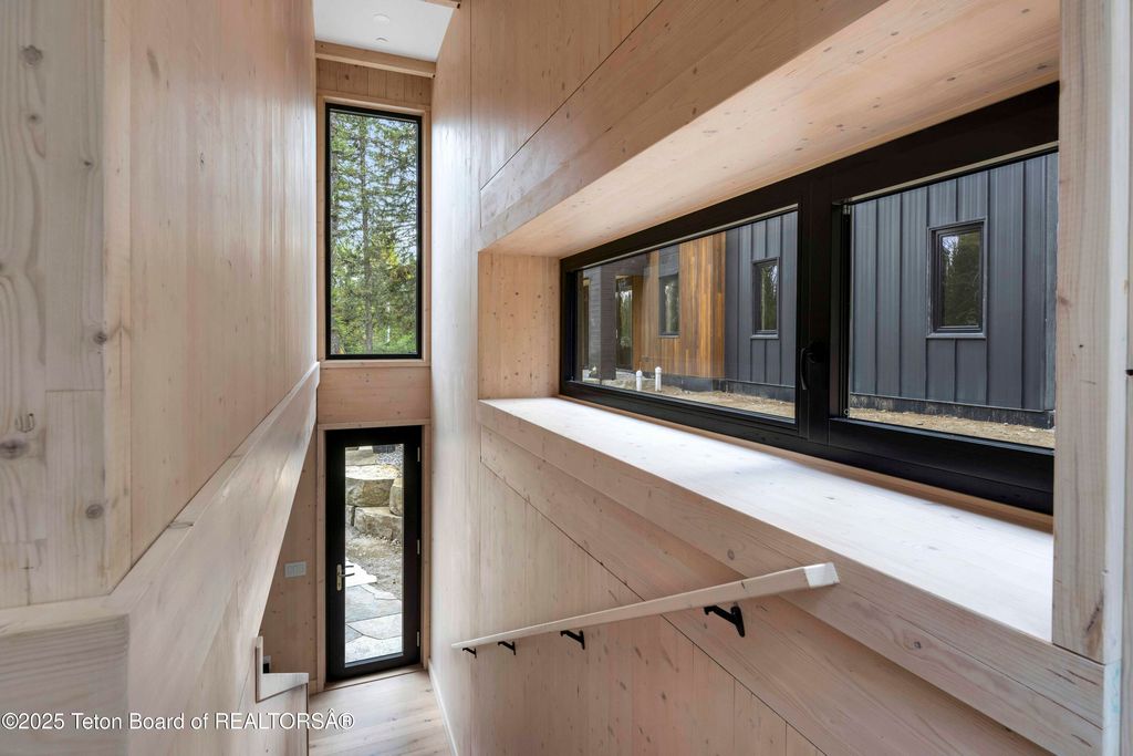 6635 HIGHWAY 22, Wilson, WY 83014 photo 39