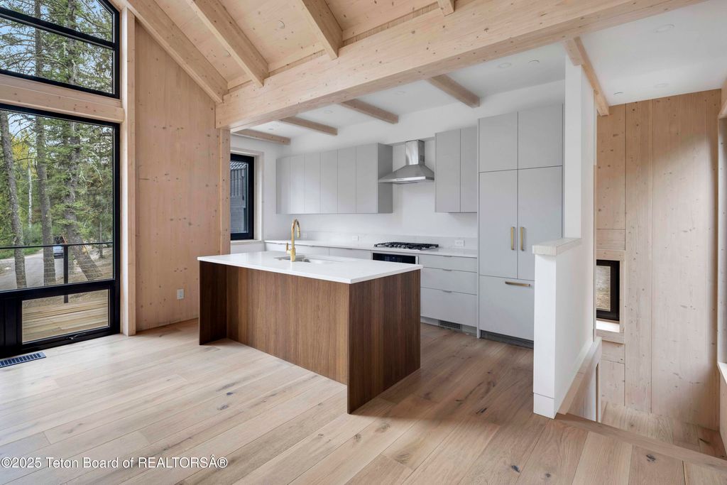 6635 HIGHWAY 22, Wilson, WY 83014 photo 40