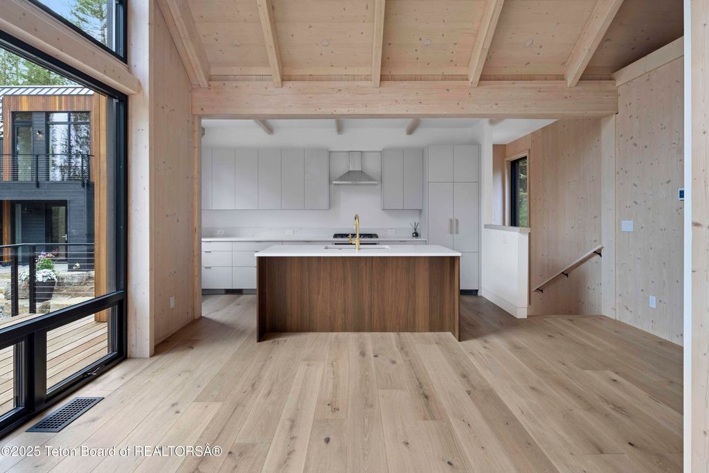 6635 HIGHWAY 22, Wilson, WY 83014 photo 41