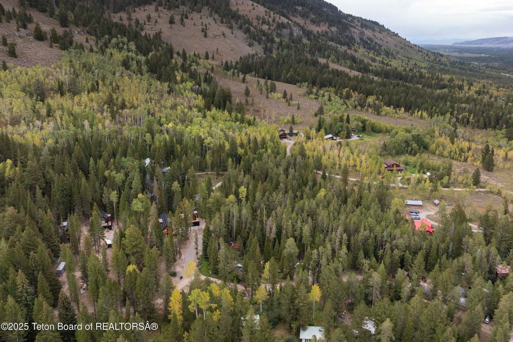 6635 HIGHWAY 22, Wilson, WY 83014 photo 54