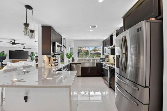 2375 SE 8th Street SE, Pompano Beach, FL 33062