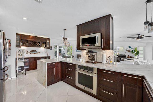 2375 SE 8th Street SE, Pompano Beach, FL 33062