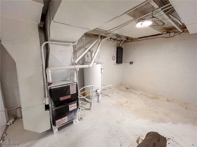 3872 Main Street, Mineral Ridge, OH 44440