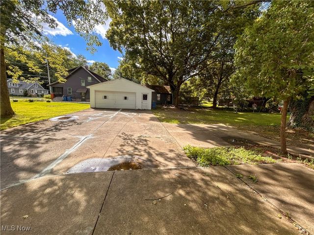 3872 Main Street, Mineral Ridge, OH 44440