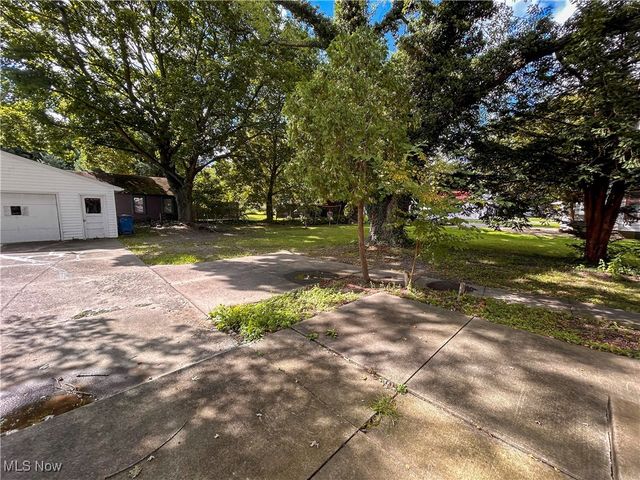 3872 Main Street, Mineral Ridge, OH 44440