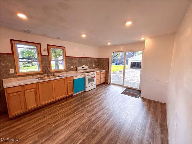 3872 Main Street, Mineral Ridge, OH 44440