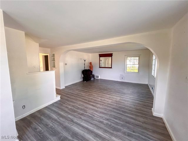 3872 Main Street, Mineral Ridge, OH 44440