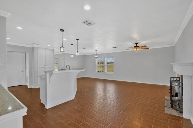 319 Hawk Ridge Road, Decatur, TX 76234