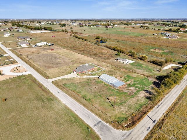 319 Hawk Ridge Road, Decatur, TX 76234