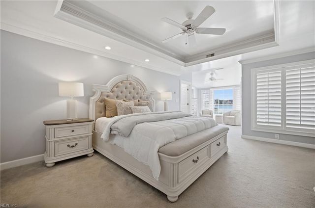 106 Ocean Breeze DR, Yorktown, VA 23693