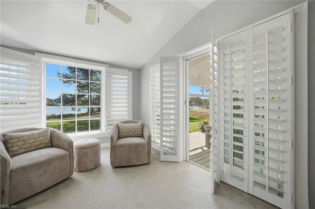 106 Ocean Breeze DR, Yorktown, VA 23693