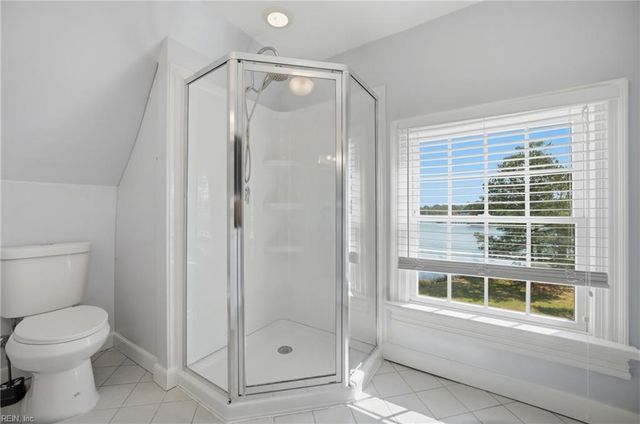 106 Ocean Breeze DR, Yorktown, VA 23693