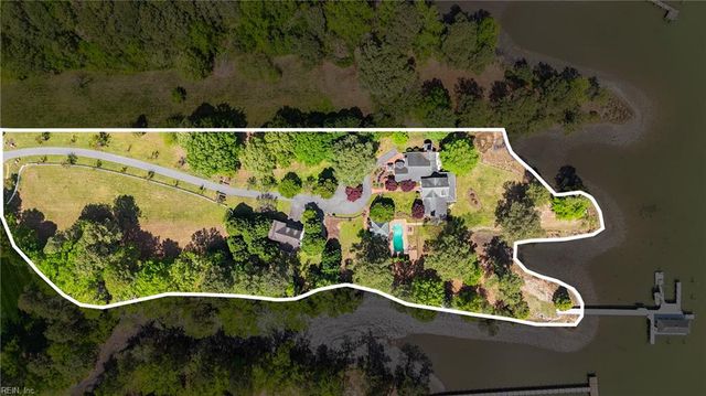 106 Ocean Breeze DR, Yorktown, VA 23693