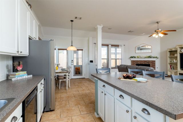 15647 Gatehouse Drive, Fort Worth, TX 76262