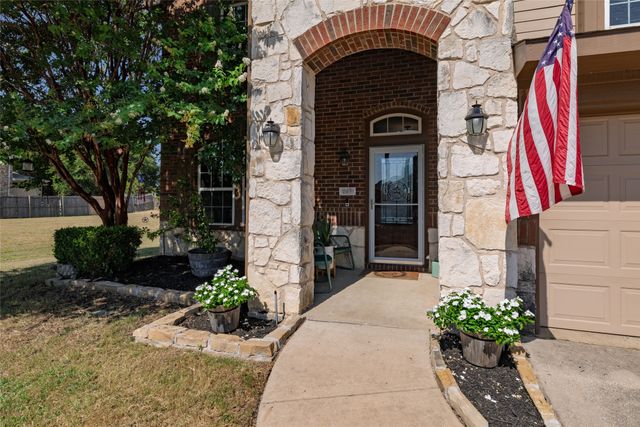 15647 Gatehouse Drive, Fort Worth, TX 76262