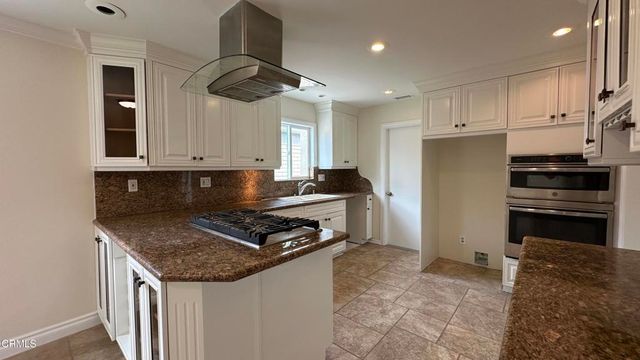 653 Willowgrove Avenue, Glendora, CA 91741