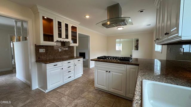 653 Willowgrove Avenue, Glendora, CA 91741