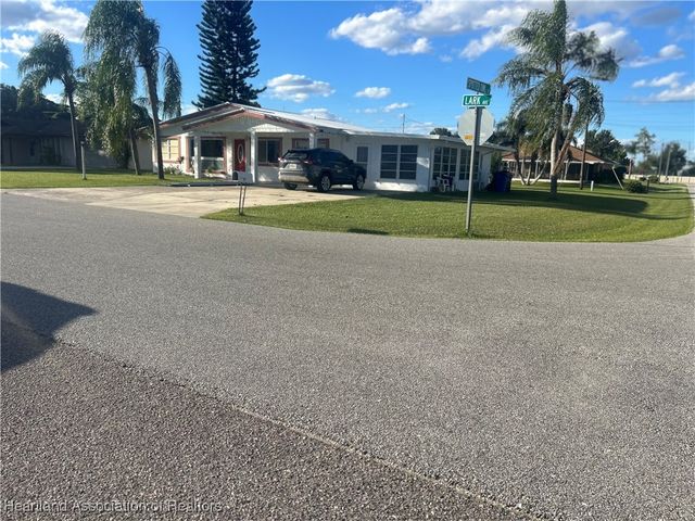 201 Lark Avenue, Sebring, FL 33870