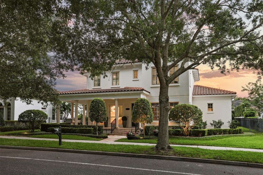Image 6 of property listing at 2656 MEETING PLACE, Orlando, FL 32814