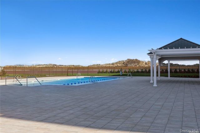 2 Richmond Road 4-O, Lido Beach, NY 11561