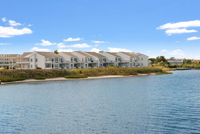 260 Dune Road 89, Westhampton Beach, NY 11978