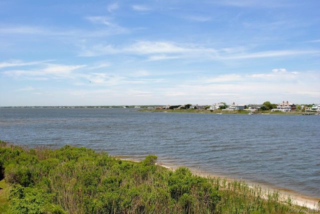 260 Dune Road 89, Westhampton Beach, NY 11978