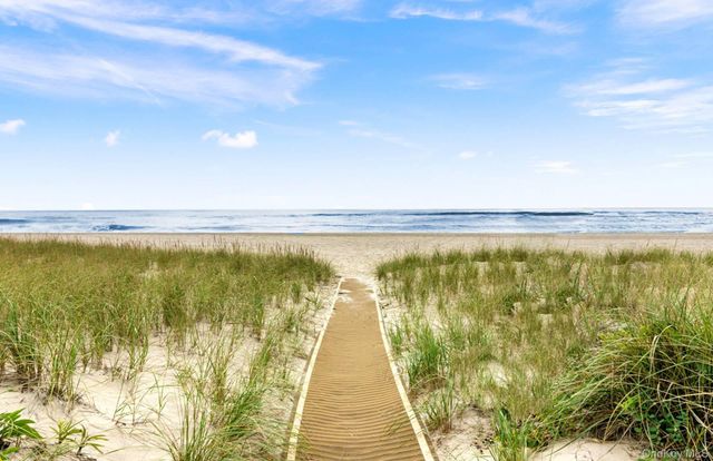 260 Dune Road 89, Westhampton Beach, NY 11978