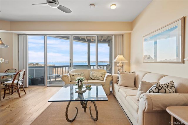 260 Dune Road 89, Westhampton Beach, NY 11978