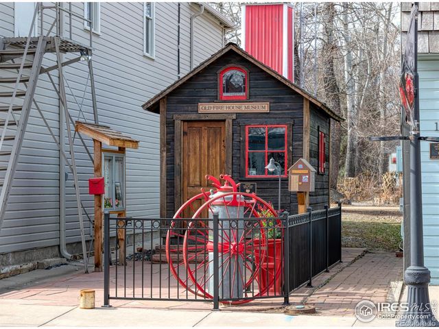 7187 Longview Drive, Niwot, CO 80503